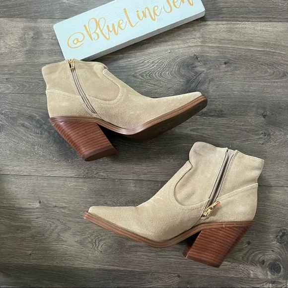 Vince Camuto Amtinda Suede Square Toe Booties NWOT - Picture 2 of 8